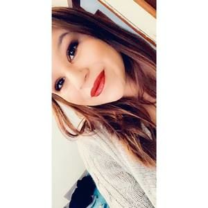 Meet your Posher, Alicia